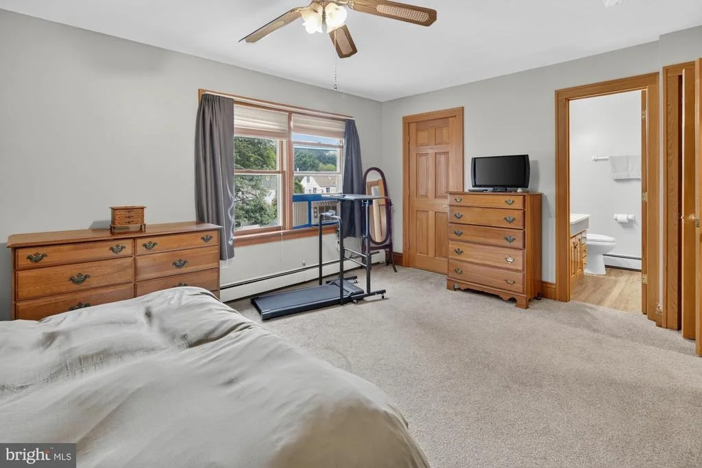 Photo of 8 PENNROAD AVE