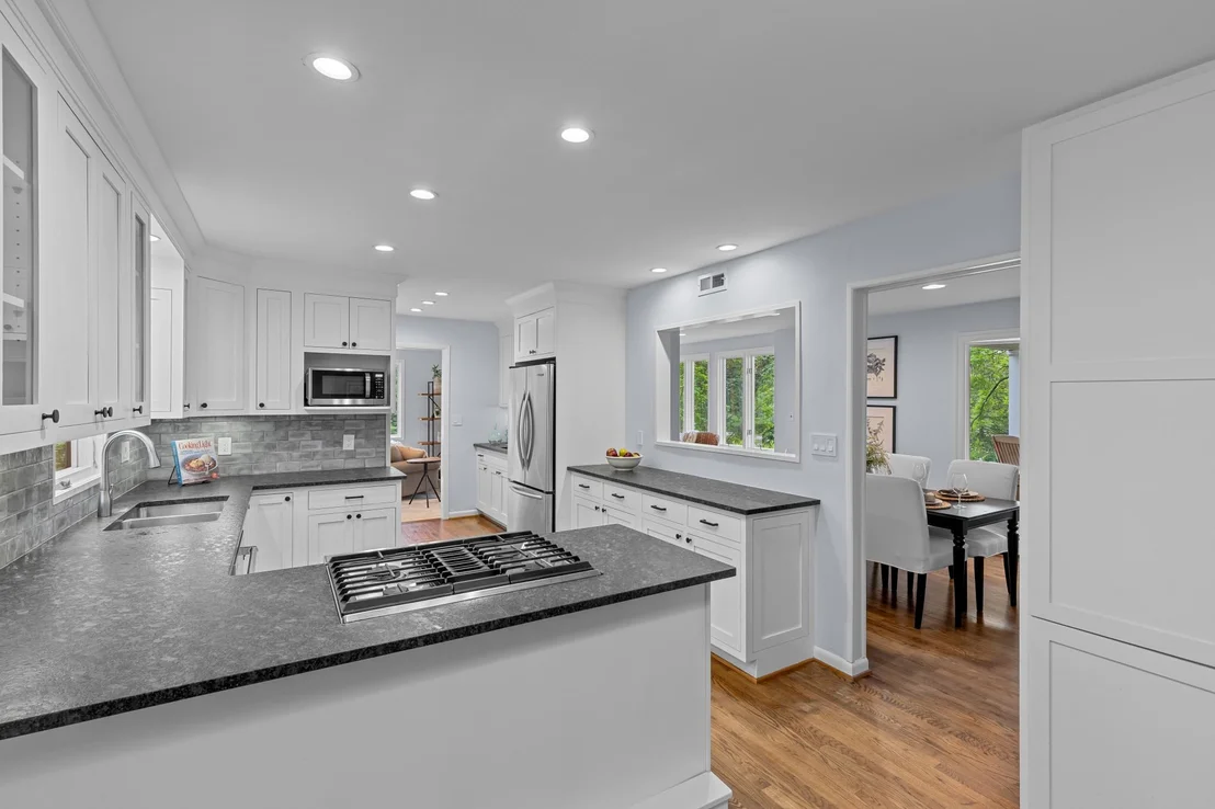 Photo of 2611 OGLETON ROAD