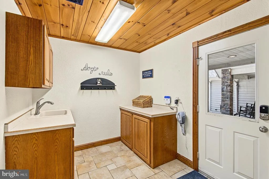 Photo of 2747 MARSH HILL ROAD