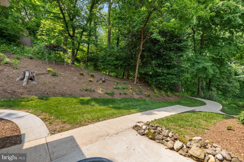 Photo of 1316 SARAH DRIVE
