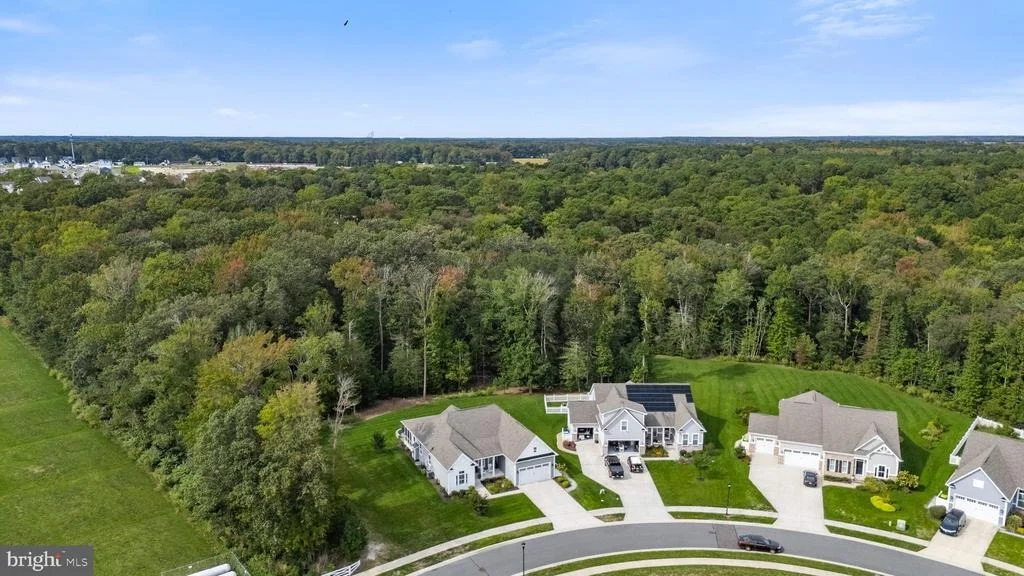 Photo of 39033 CROWS NEST LANE