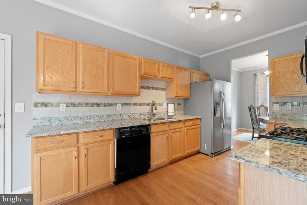 Photo of 6912 VERSAILLE DRIVE