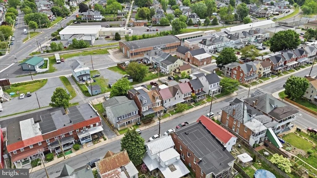 Photo of 40 FAIRGROUND AVENUE