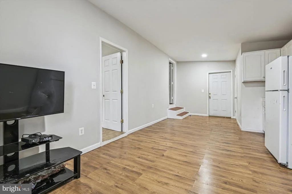 Photo of 307 CROWL ROAD