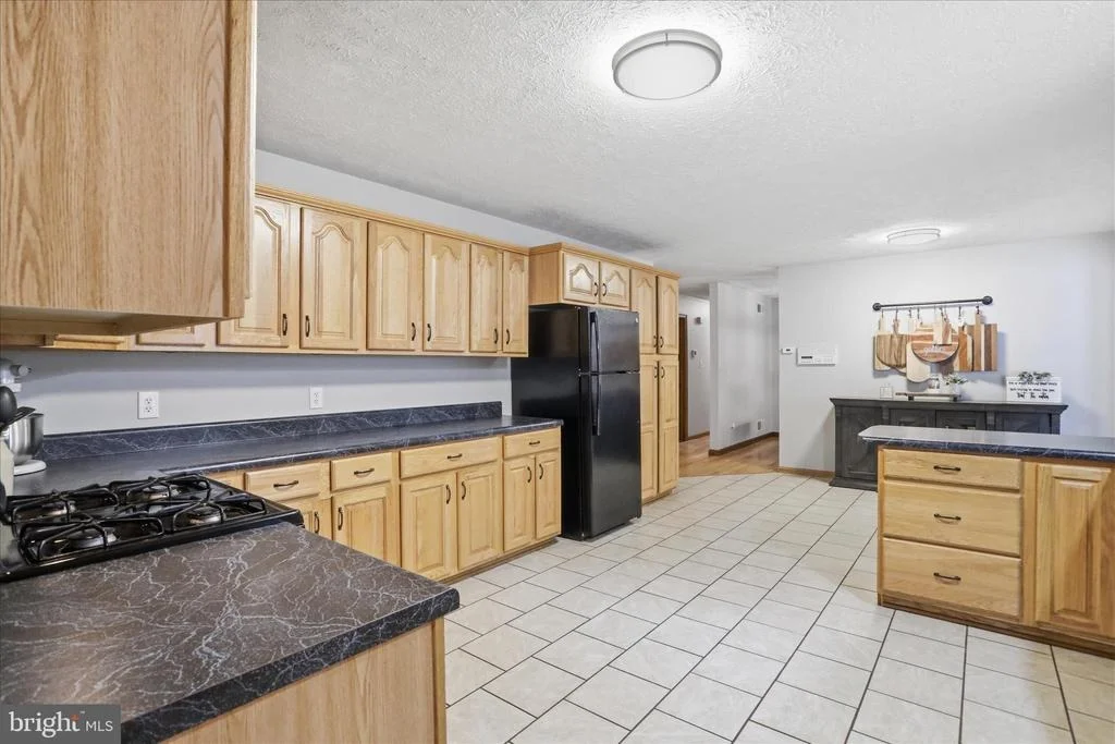 Photo of 435 SUMMIT DRIVE