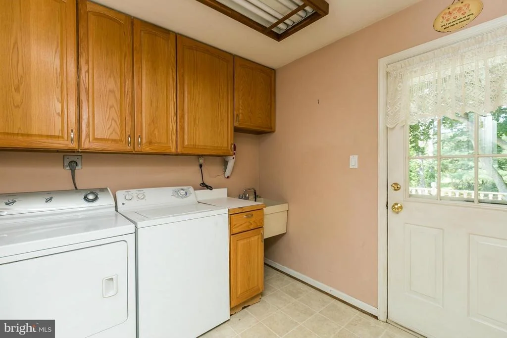 Photo of 18516 ROLLING ACRES WAY