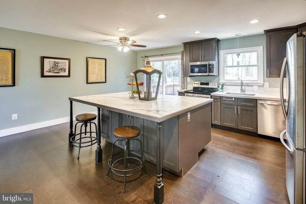 Photo of 1363 MOYER ROAD