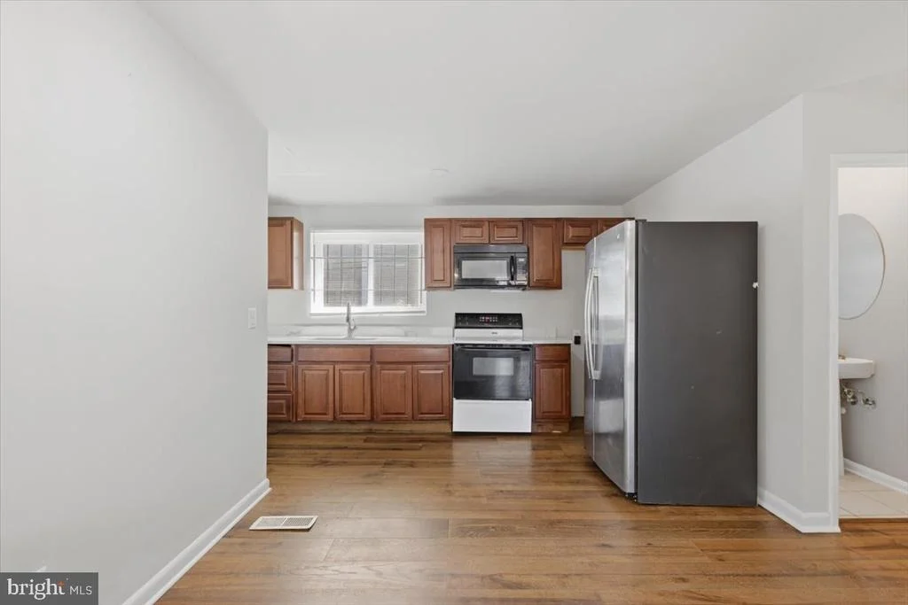 Photo of 3018 SAINT CLAIR DRIVE