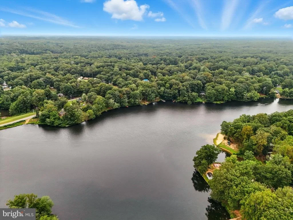 Photo of 16 CRESTVIEW DRIVE