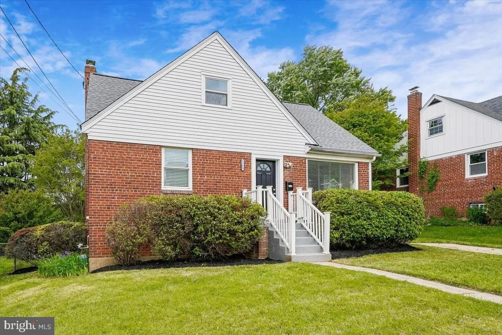 Photo of 4909 BANGOR DRIVE