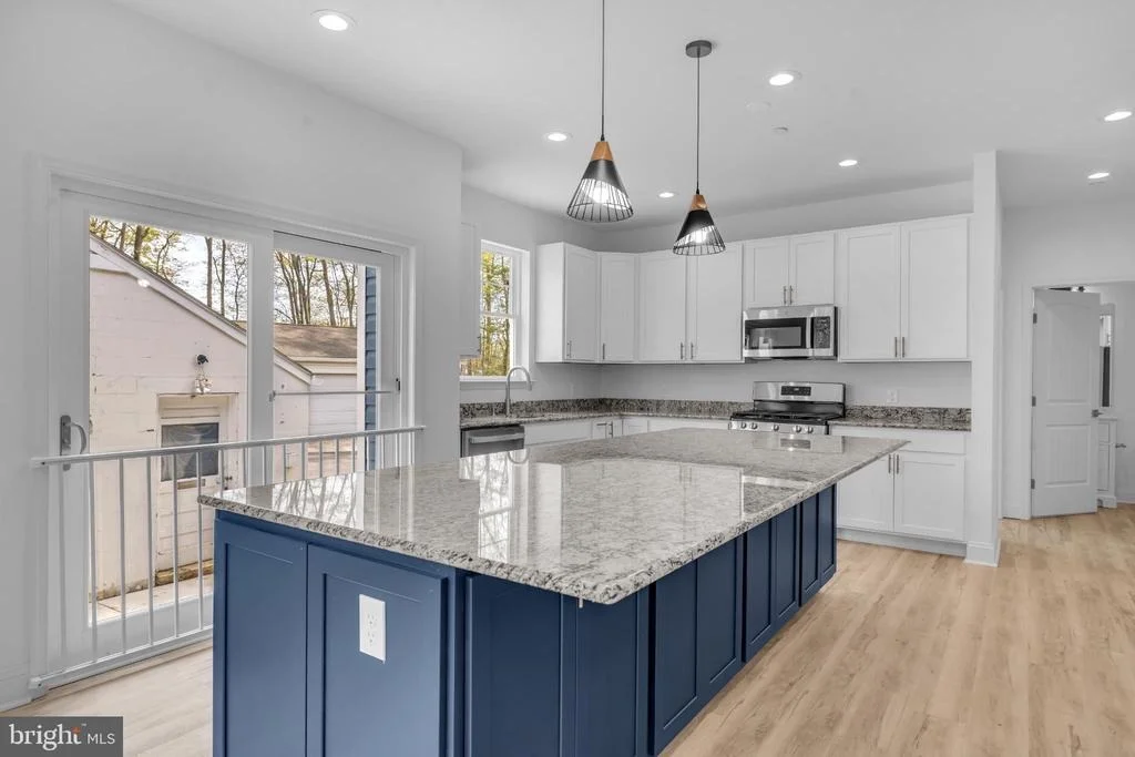 Photo of 413 TRIMBLE ROAD