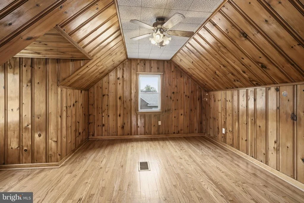 Photo of 803 LONG BAR HARBOR ROAD