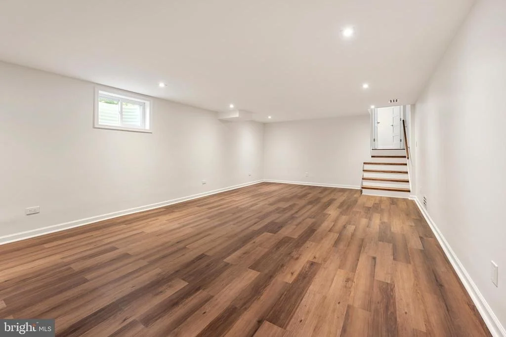 Photo of 9013 BEATTY DRIVE