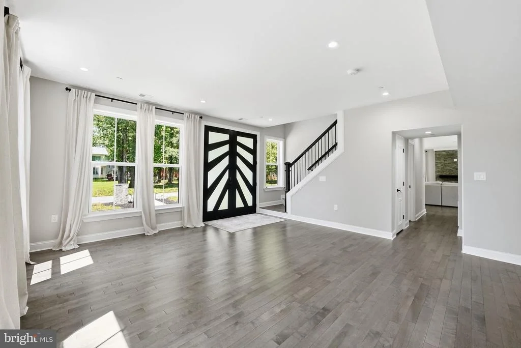 Photo of 1211 LINTON LANE