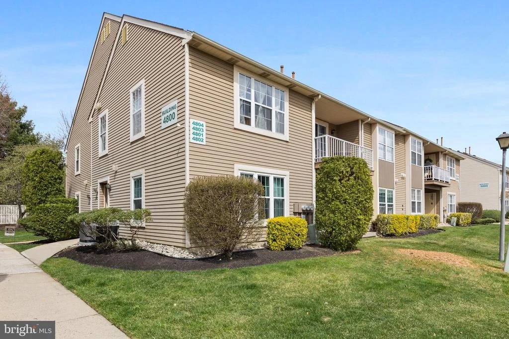 Photo of 4802 ADELAIDE DRIVE