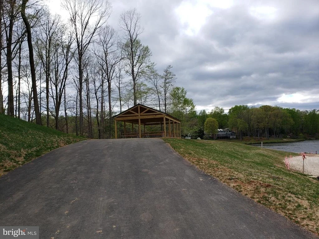 Photo of 16206 DARTMOOR DRIVE