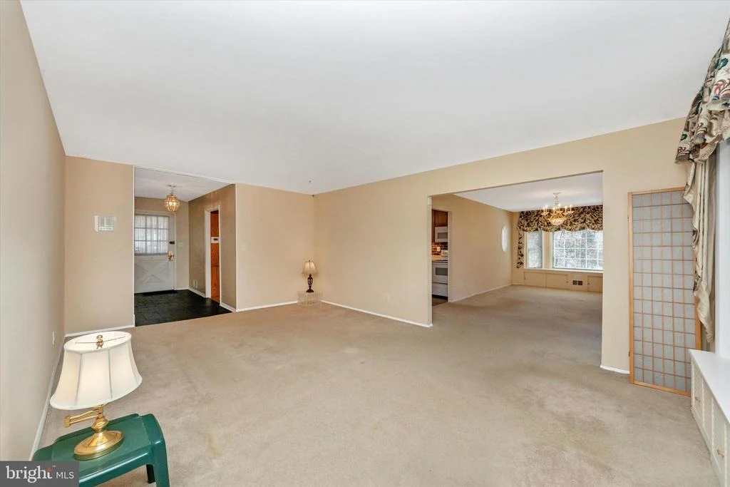 Photo of 7004 KEPNER COURT