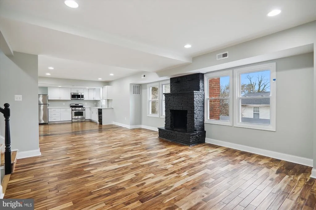 Photo of 7901 DARCY ROAD