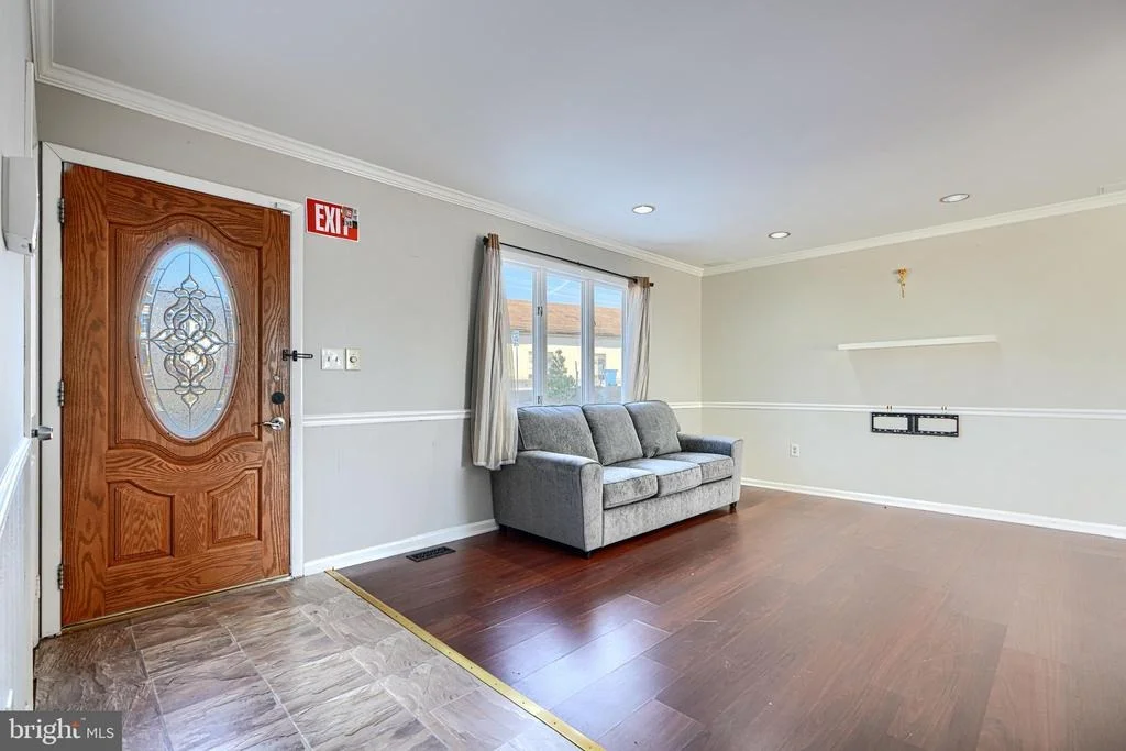 Photo of 10100 LEWIS DRIVE