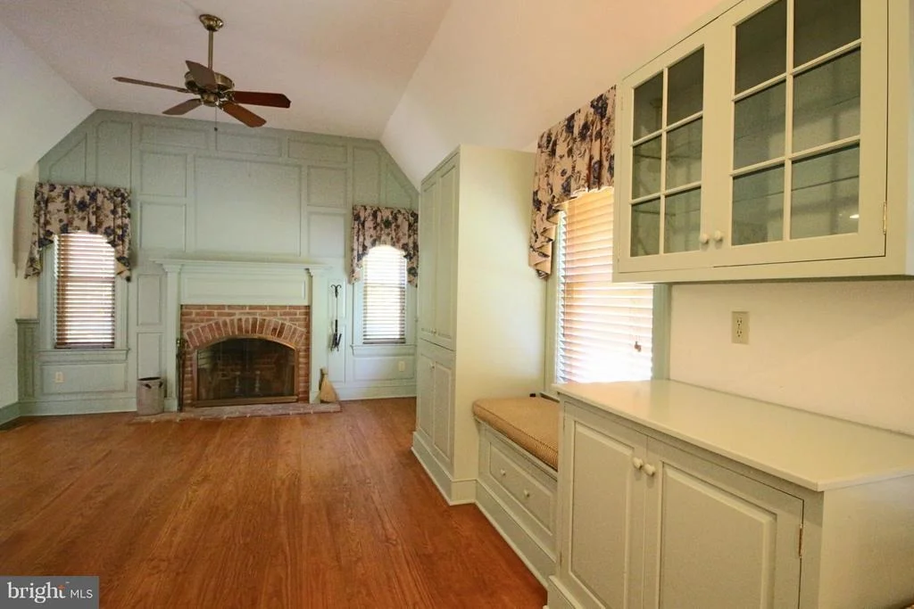 Photo of 220 LEITCH ROAD