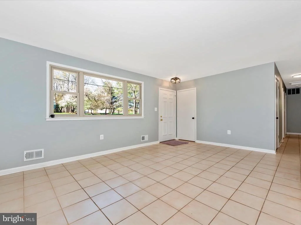 Photo of 15224 GANLEY ROAD