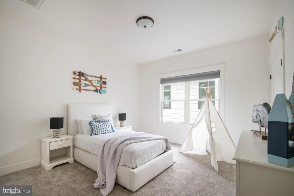 Photo of 108 CRESSTON ROAD