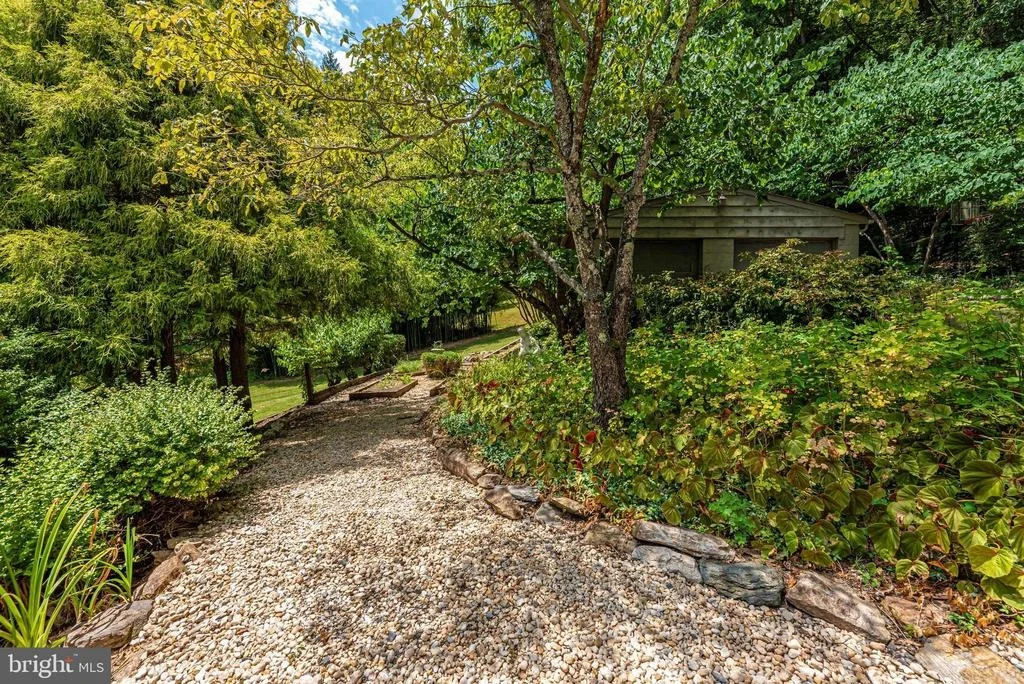 Photo of 5309 CAMP RAUDY ROAD
