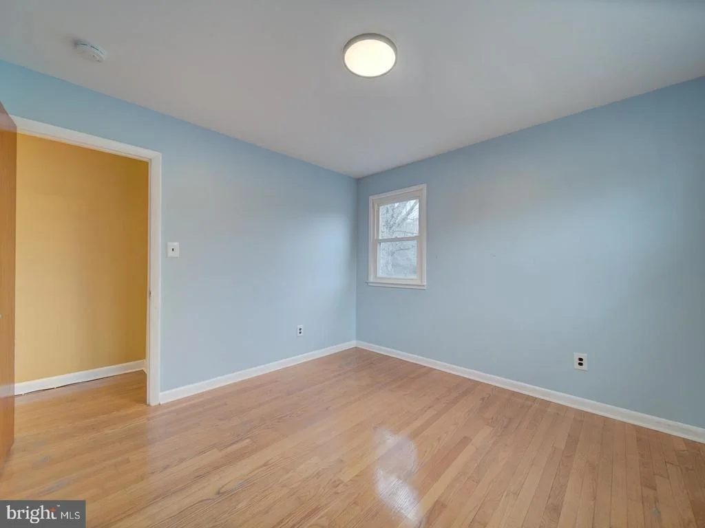 Photo of 10524 DEACON ROAD