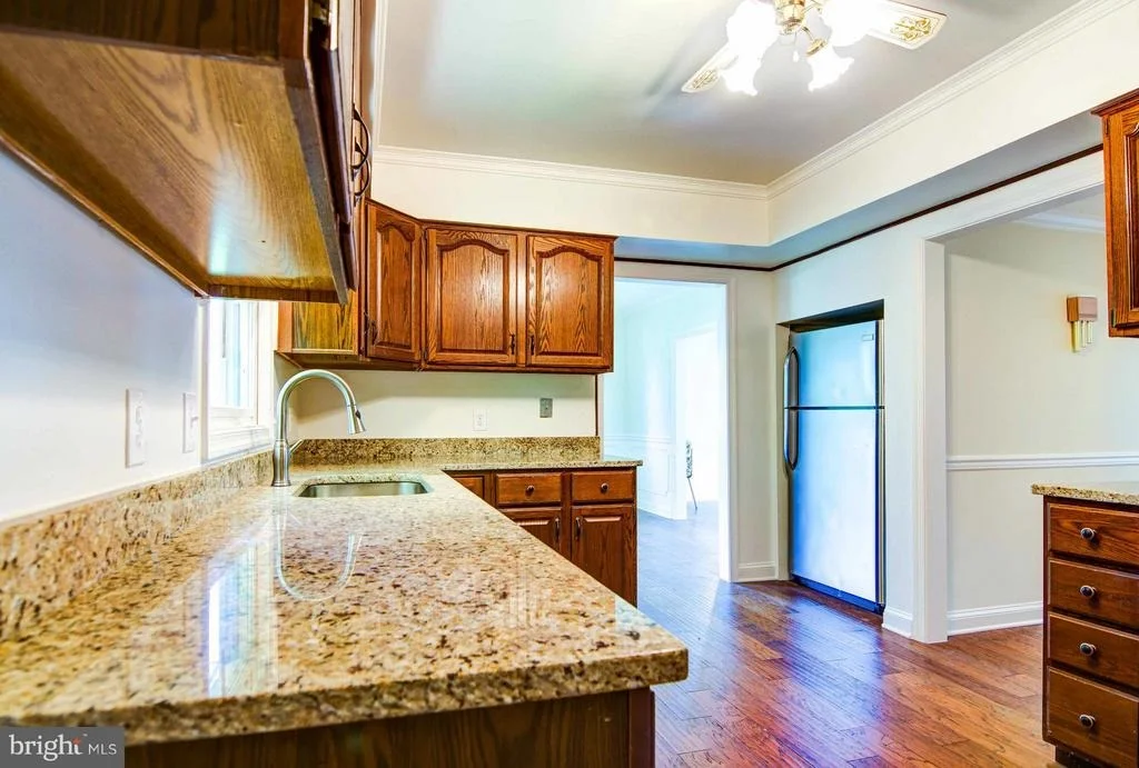Photo of 3951 WALNUT STREET