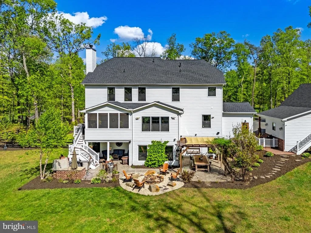 Photo of 8794 BUCKLAND MILL ROAD