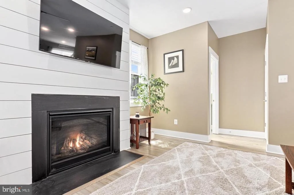 Photo of 1011 FURGESON LANE