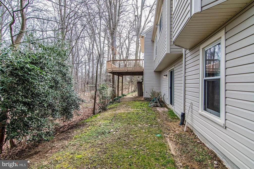 Photo of 8106 DEERCREEK PLACE