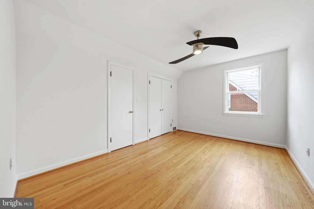 Photo of 412 CARROLL PARKWAY