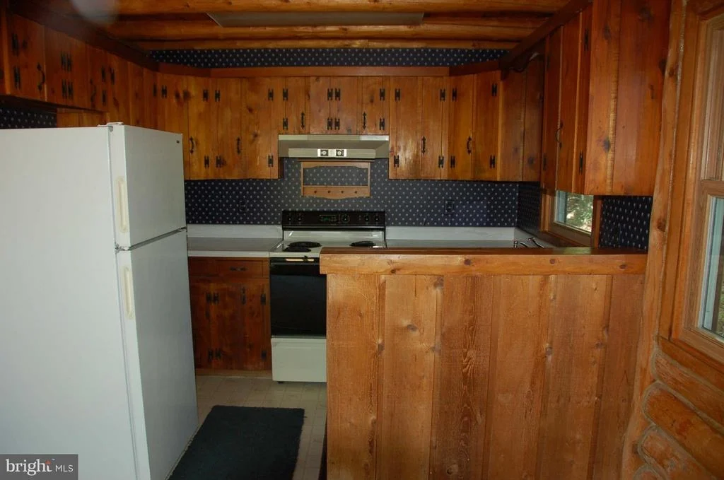 Photo of 2355 CAPE LEONARD DRIVE