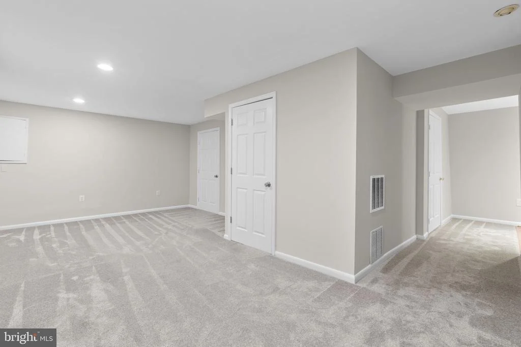Photo of 8525 TRAIL VIEW DRIVE