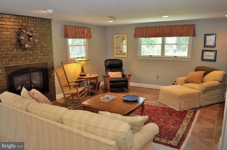 Photo of 1827 OPALOCKA DRIVE