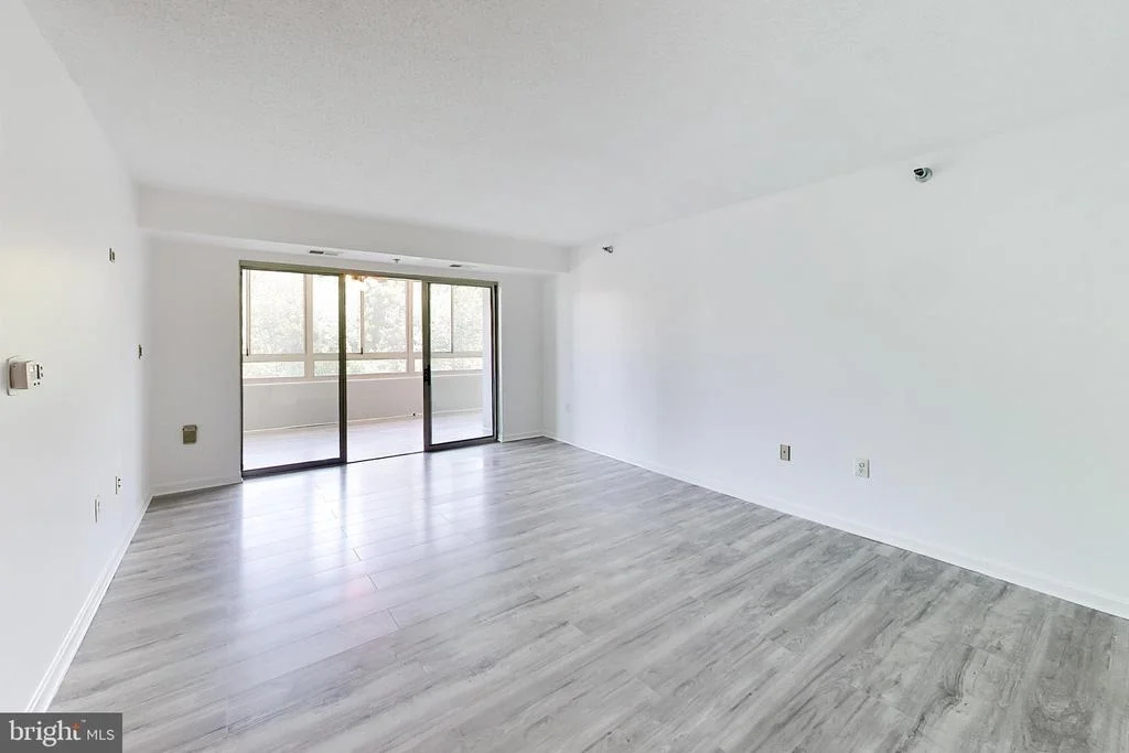 Photo of Unit 412 at 14805 PENNFIELD CIRCLE