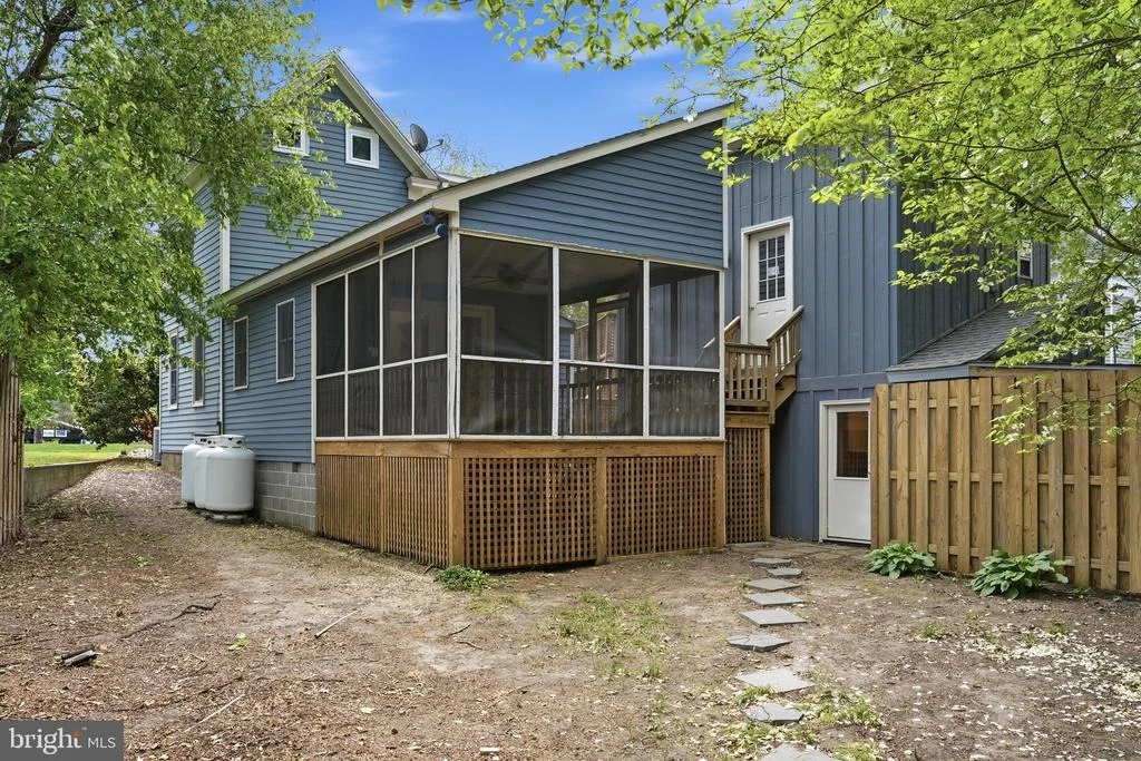 Photo of 606 KINGS HIGHWAY