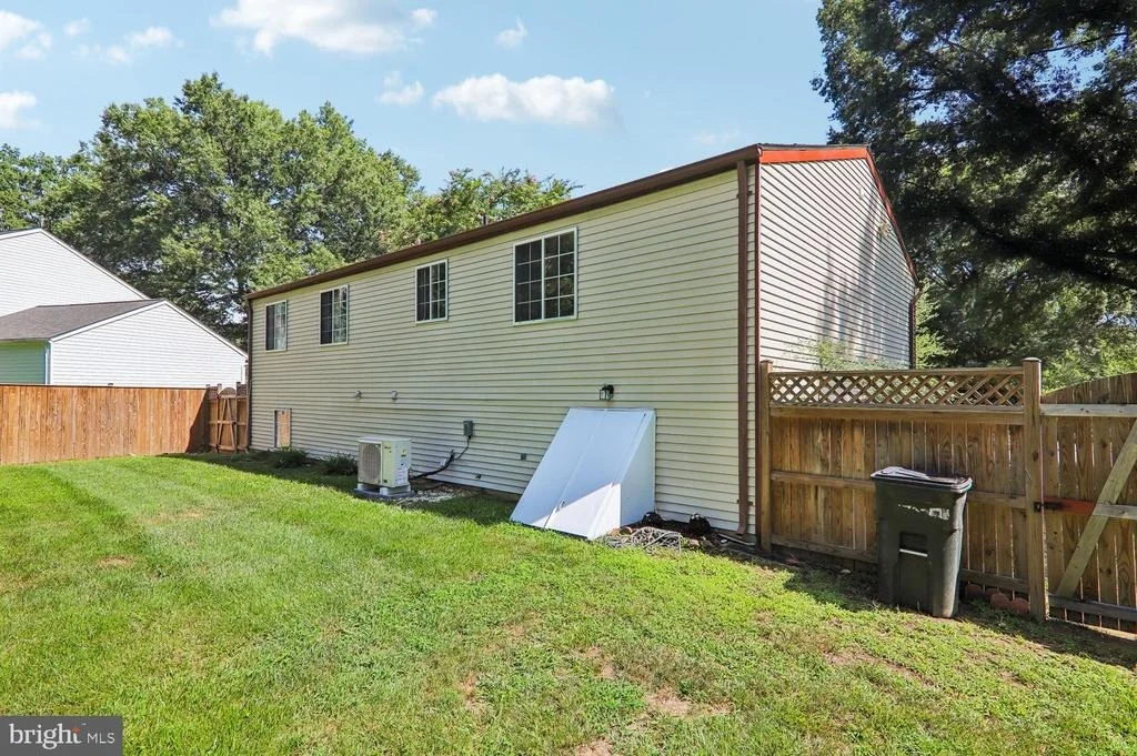 Photo of 6612 SEWARD ROAD
