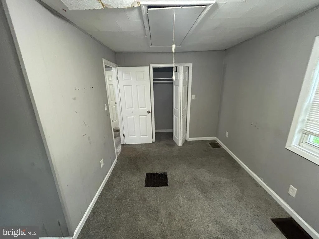 Photo of 4624 MARY AVENUE
