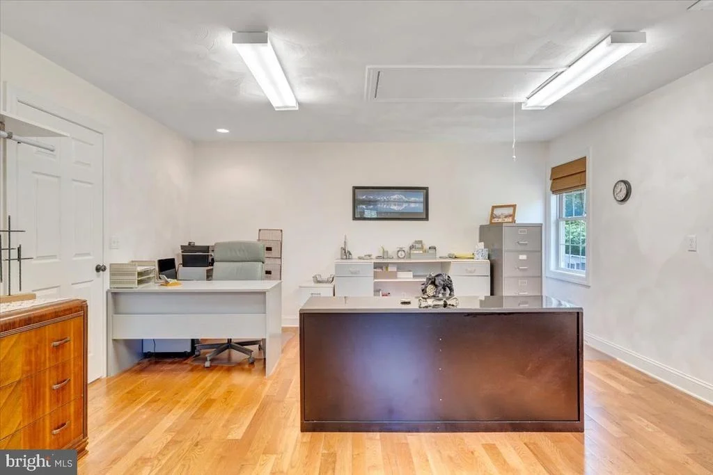 Photo of 2170 LONE IVY ROAD