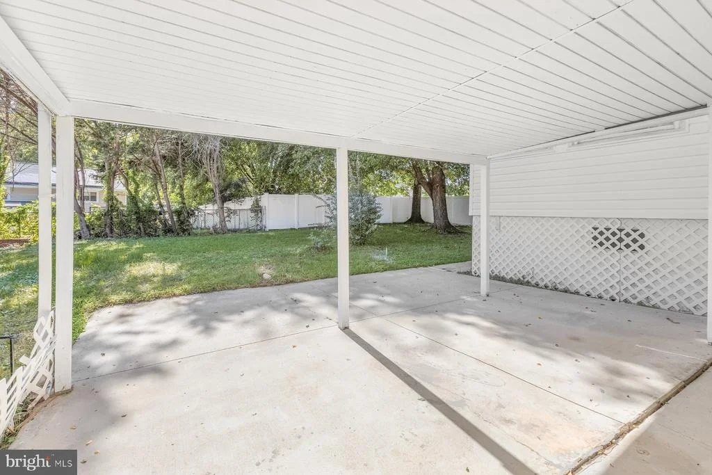 Photo of 602 LACEWOOD DRIVE