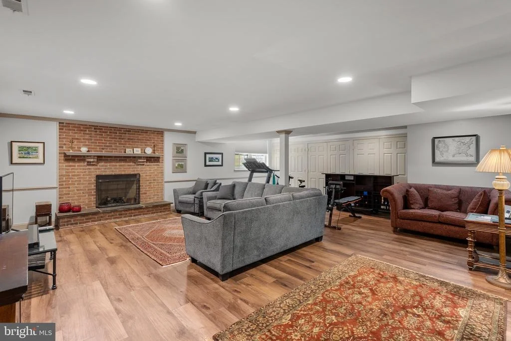 Photo of 21108 GOLF ESTATES DRIVE