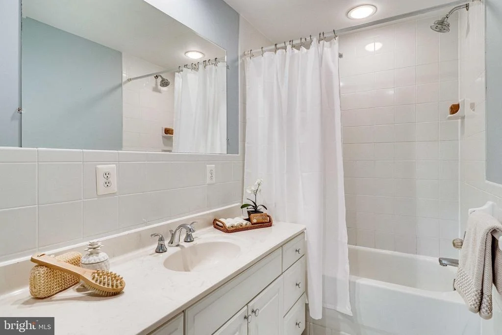 Photo of 4144 ORCHARD DRIVE