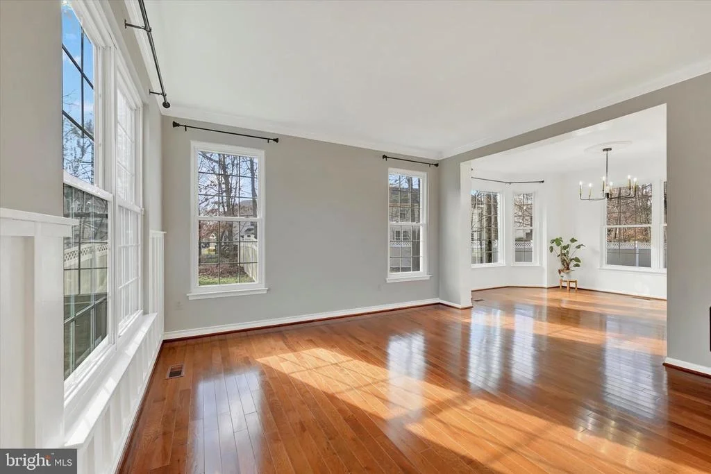 Photo of 1590 CHAPMAN ROAD