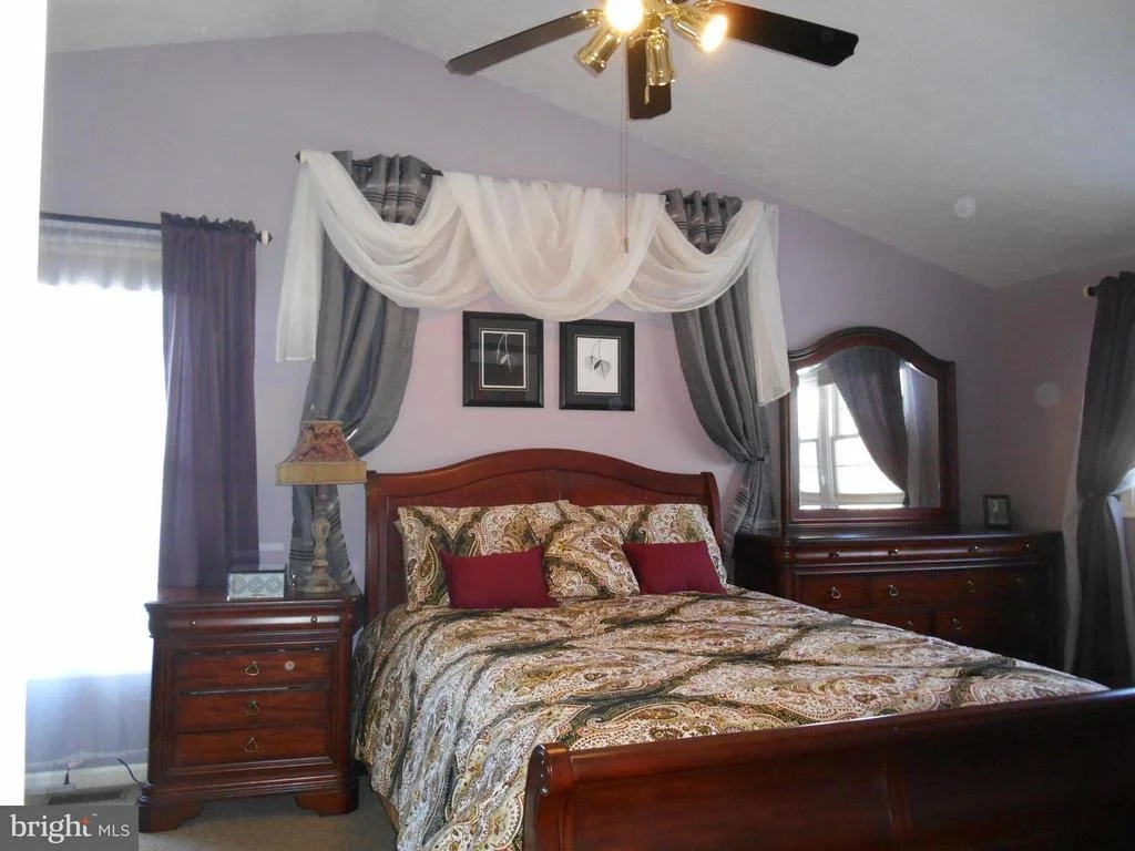 Photo of 18012 SILVER LEAF DRIVE