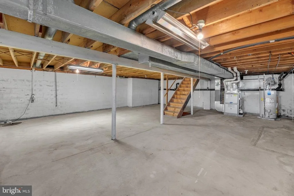 Photo of 1 CHATEAU DRIVE