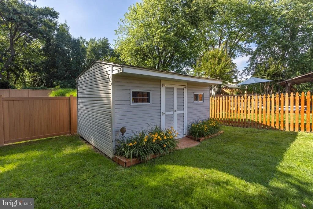 Photo of 218 GARNETT ROAD