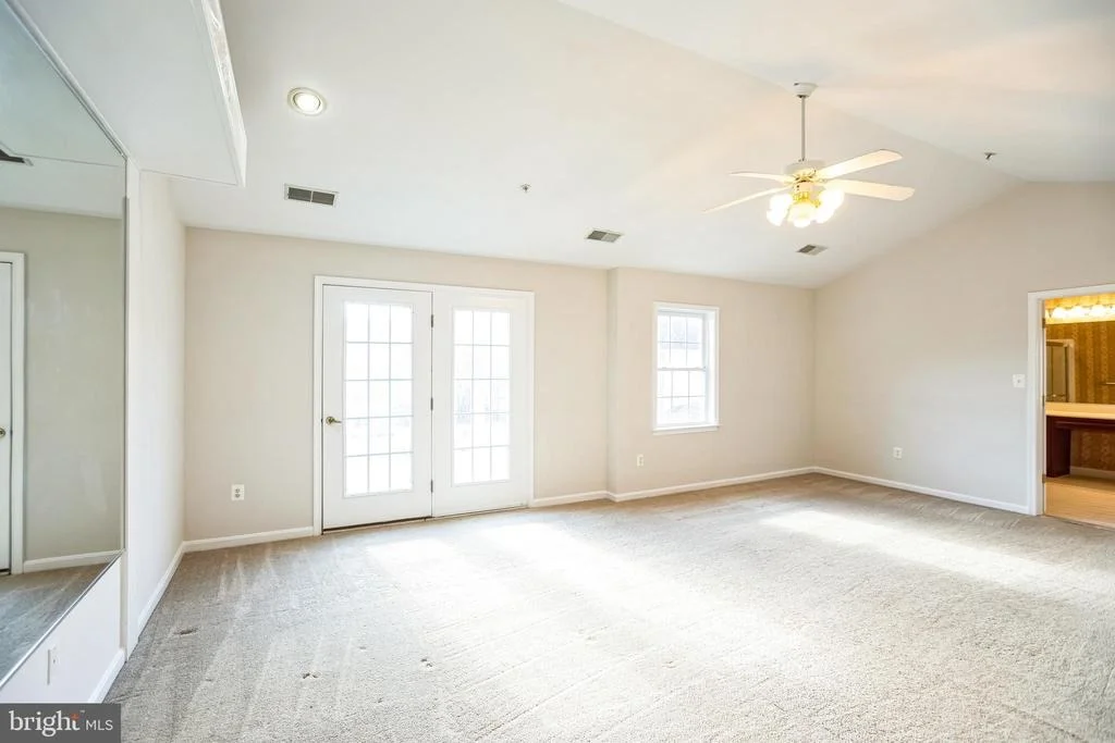 Photo of 10002 LINDLEY COURT