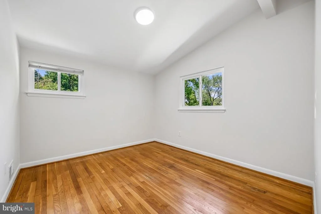 Photo of 300 GILSAN COURT
